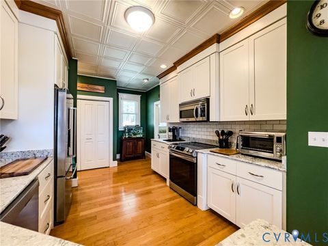 Tiny photo for 615 Sandie Point Dr Dr, Clarksville, VA 23927 (MLS # 2607026)