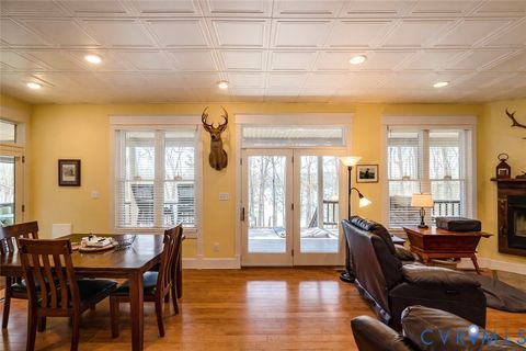 Tiny photo for 615 Sandie Point Dr Dr, Clarksville, VA 23927 (MLS # 2607026)