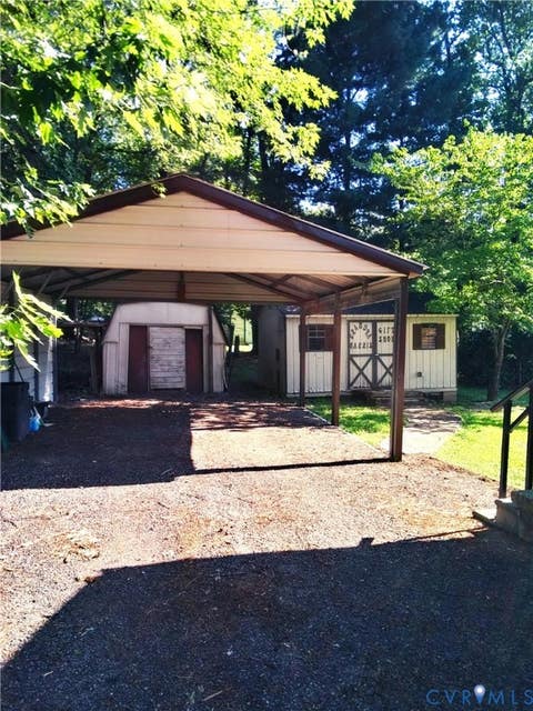 Tiny photo for 507 Tavern Street, Blackstone, VA 23824 (MLS # 2623004)