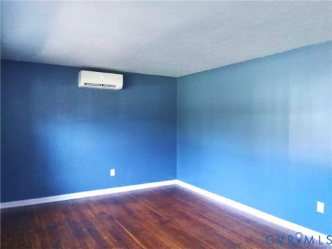 Tiny photo for 507 Tavern Street, Blackstone, VA 23824 (MLS # 2623004)