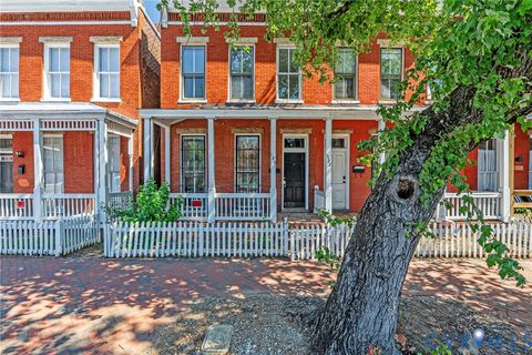 Photo of 1124 W Marshall Street, Richmond, VA 23220 (MLS # 2611531)