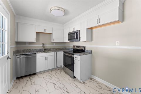 Tiny photo for 4016 Wannee Way, Chesterfield, VA 23237 (MLS # 2530438)