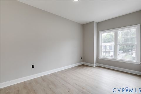 Tiny photo for 915 W Wythe Street, Petersburg, VA 23803 (MLS # 2527492)