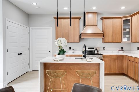 Tiny photo for 915 W Wythe Street, Petersburg, VA 23803 (MLS # 2527492)
