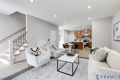 Tiny photo for 915 W Wythe Street, Petersburg, VA 23803 (MLS # 2527492)