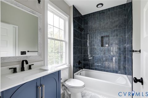 Tiny photo for 915 W Wythe Street, Petersburg, VA 23803 (MLS # 2527492)
