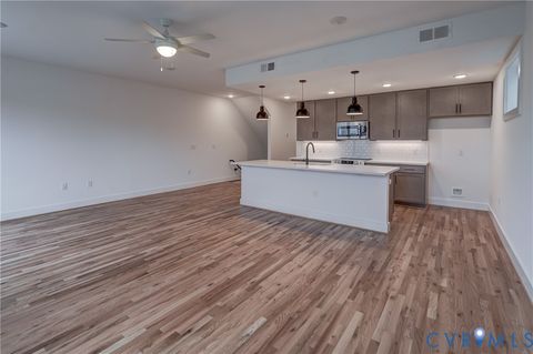 Tiny photo for 905 Bainbridge Street, Richmond, VA 23224 (MLS # 2532475)