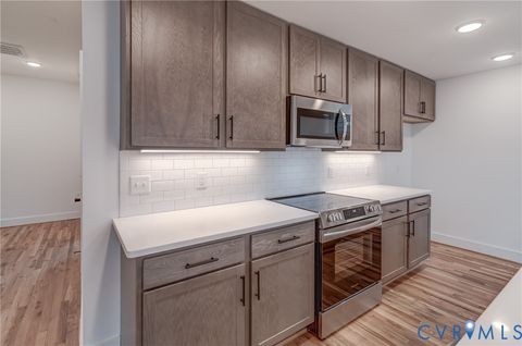 Tiny photo for 905 Bainbridge Street, Richmond, VA 23224 (MLS # 2532475)