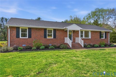 Photo of 9285 Rural Point Drive, Mechanicsville, VA 23116 (MLS # 2608862)