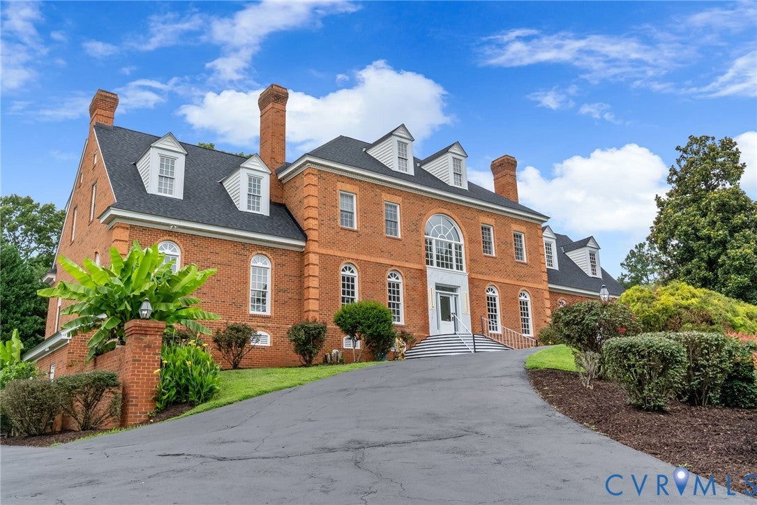 3300 Wicklow Lane
