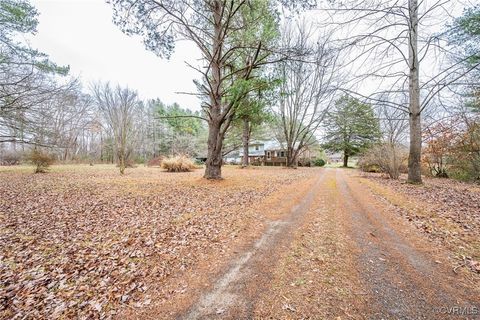 A home in Bumpass