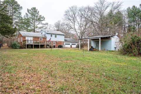 A home in Bumpass