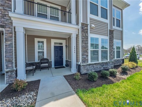 Photo of 4000 Holister Trace, Midlothian, VA 23112 (MLS # 2607995)