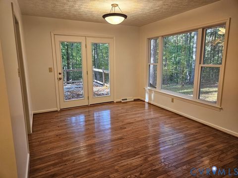 Tiny photo for 1503 Shields Circle, Farmville, VA 23002 (MLS # 2529556)