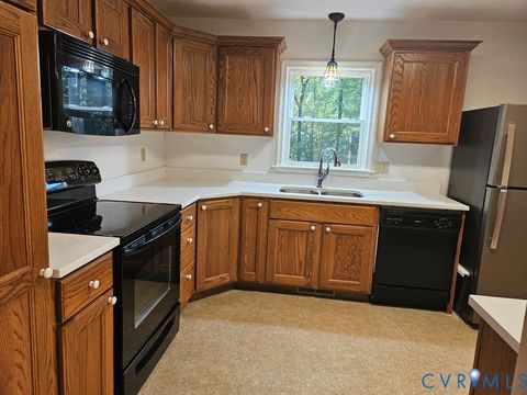 Tiny photo for 1503 Shields Circle, Farmville, VA 23002 (MLS # 2529556)