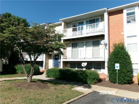 Photo of 8418 Obannon Court #1007, Henrico, VA 23228 (MLS # 2629196)
