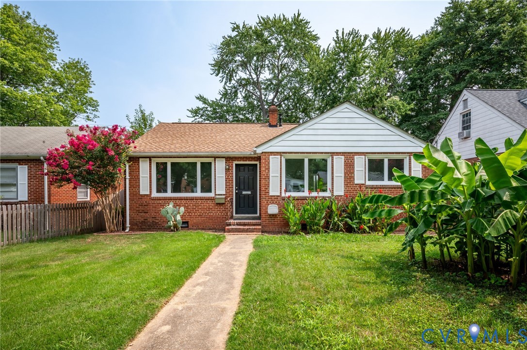 Photo 1 of 25 — 4712 Radford Avenue, Richmond, VA 23230