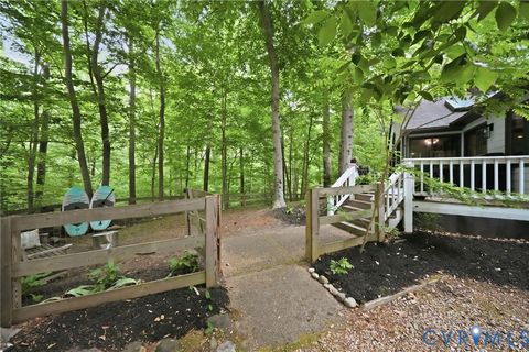 Tiny photo for 3216 Marlboro Court, Richmond, VA 23225 (MLS # 2610864)