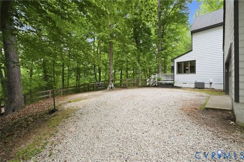 Tiny photo for 3216 Marlboro Court, Richmond, VA 23225 (MLS # 2610864)