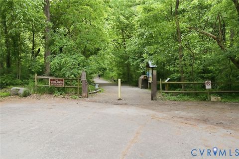 Tiny photo for 3216 Marlboro Court, Richmond, VA 23225 (MLS # 2610864)