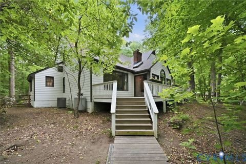 Tiny photo for 3216 Marlboro Court, Richmond, VA 23225 (MLS # 2610864)