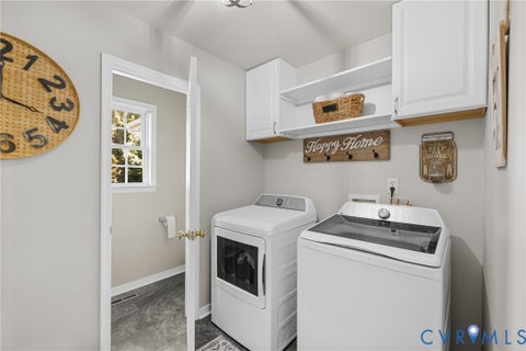 Tiny photo for 11919 Chestnut Creek Drive, Midlothian, VA 23112 (MLS # 2625079)