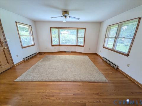 Tiny photo for 1209 Ashland Circle, Bedford, VA 24523 (MLS # 2619678)