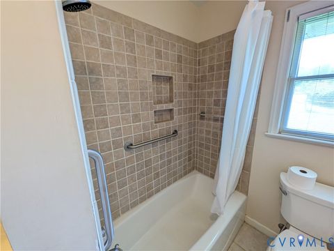 Tiny photo for 1209 Ashland Circle, Bedford, VA 24523 (MLS # 2619678)