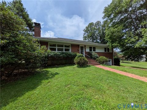 Tiny photo for 1209 Ashland Circle, Bedford, VA 24523 (MLS # 2619678)