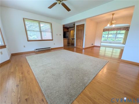 Tiny photo for 1209 Ashland Circle, Bedford, VA 24523 (MLS # 2619678)