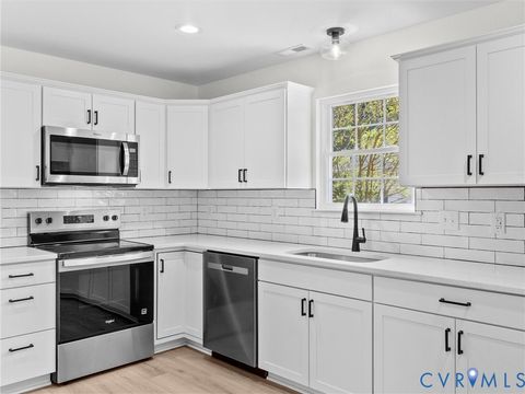 Tiny photo for 3104 Saint Charles St, Hopewell, VA 23860 (MLS # 2609958)