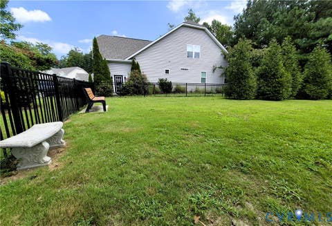 Tiny photo for 7434 S Franklins Way, New Kent, VA 23141 (MLS # 2621628)