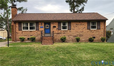 Tiny photo for 407 Mac Arthur Avenue, Colonial Heights, VA 23834 (MLS # 2609683)