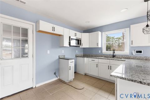 Tiny photo for 2104 Walton Street, Petersburg, VA 23805 (MLS # 2533457)