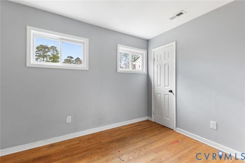 Tiny photo for 2104 Walton Street, Petersburg, VA 23805 (MLS # 2533457)