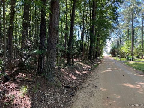 Photo of 00 Richmond Road, Deltaville, VA 23043 (MLS # 2518542)