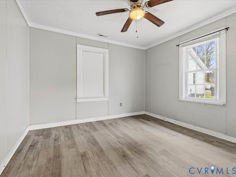 Tiny photo for 405 N 12th Avenue, Hopewell, VA 23860 (MLS # 2604745)