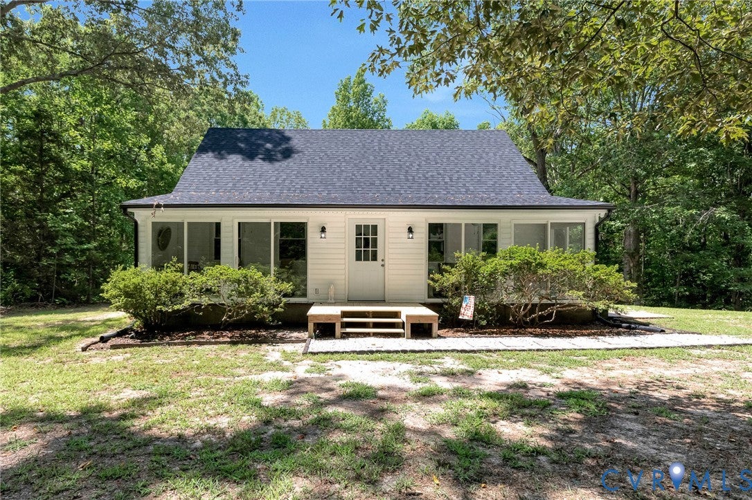 348 Forest Lane