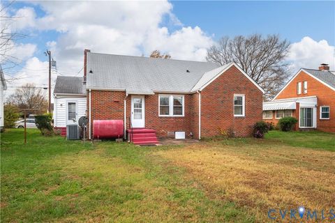 Tiny photo for 1011 Lafayette Avenue, Colonial Heights, VA 23834 (MLS # 2532579)