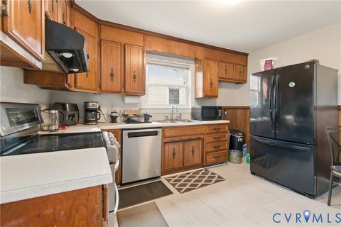 Tiny photo for 1011 Lafayette Avenue, Colonial Heights, VA 23834 (MLS # 2532579)