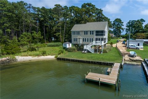 A home in Deltaville