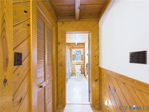 Tiny photo for 1323 Old Peachtree Road, Green Bay, VA 23942 (MLS # 2622688)