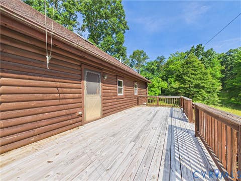 Tiny photo for 1323 Old Peachtree Road, Green Bay, VA 23942 (MLS # 2622688)