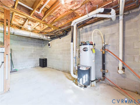 Tiny photo for 1323 Old Peachtree Road, Green Bay, VA 23942 (MLS # 2622688)