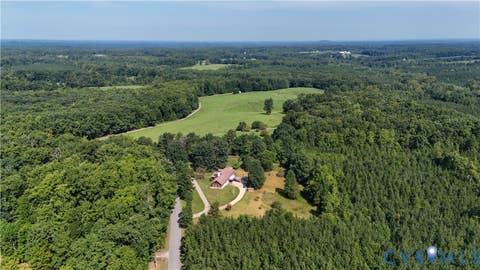 Tiny photo for 1323 Old Peachtree Road, Green Bay, VA 23942 (MLS # 2622688)