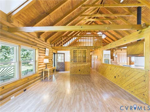 Tiny photo for 1323 Old Peachtree Road, Green Bay, VA 23942 (MLS # 2622688)