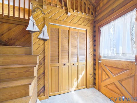 Tiny photo for 1323 Old Peachtree Road, Green Bay, VA 23942 (MLS # 2622688)