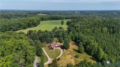 Tiny photo for 1323 Old Peachtree Road, Green Bay, VA 23942 (MLS # 2622688)