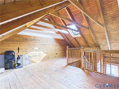 Tiny photo for 1323 Old Peachtree Road, Green Bay, VA 23942 (MLS # 2622688)
