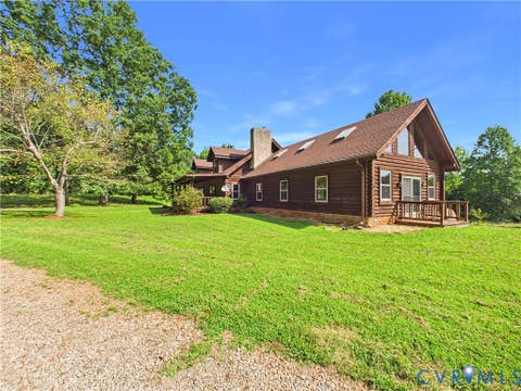 Tiny photo for 1323 Old Peachtree Road, Green Bay, VA 23942 (MLS # 2622688)